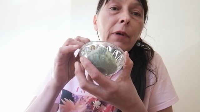 Собака поранила лапы. Домашний уход зелёной глиной.