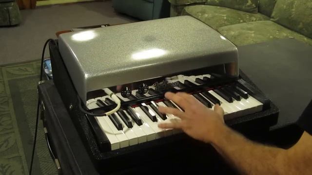 1966 Fender Rhodes Piano Bass Demo 3 смотреть онлайн
