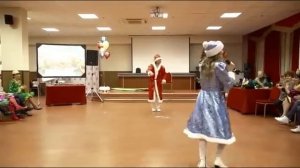 Песня Снегурочки и Деда Мороза. Дарья Зайцева - "Красивый с бородой".