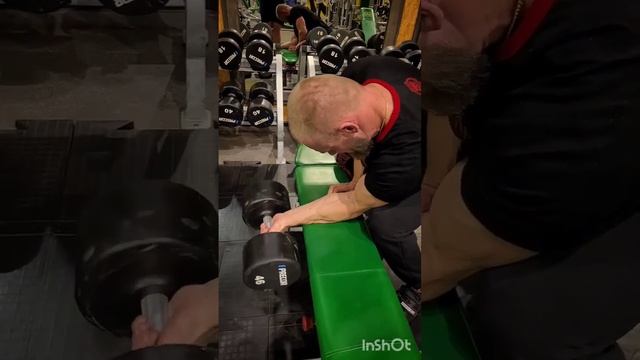 сгибание кисти с гантелью #предплечья #гантели #упражнения смотреть онлайн