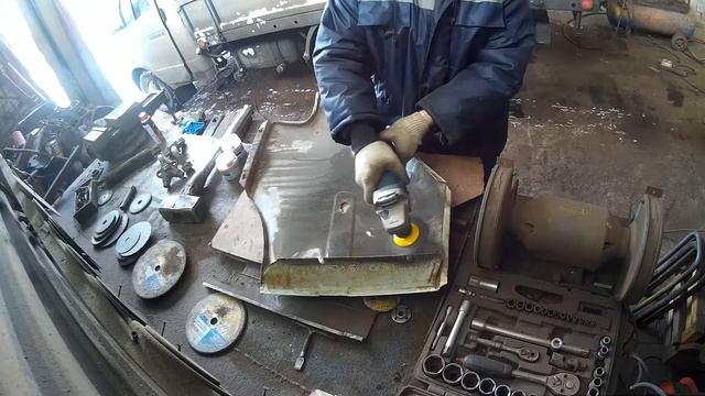 Замена крыла и вытягивание усилителя на газели