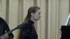 Б. Трояновский "Уральская плясовая". Исп Ю. Гаврилов. Засл.арт.России (балалайка)