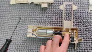 Замок дверцы для посудомоечной машины MIELE