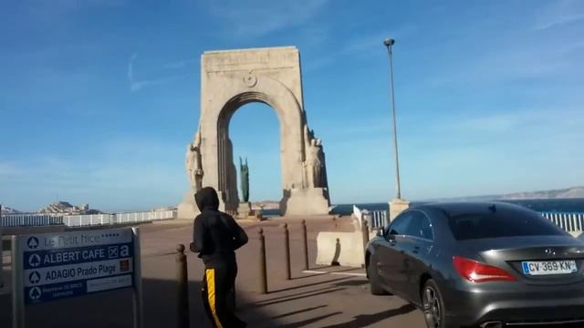 Марсель. Дорога к собору Нотр-Дам-де-ла-Гард