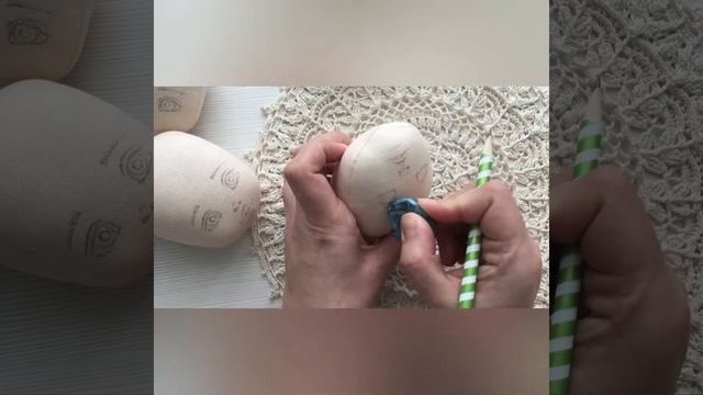 Как нарисовать лицо текстильной кукле ?... я рассказываю на своём мк в закрытой группе в контакте смотреть онлайн