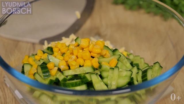 Беру БАНКУ КУКУРУЗЫ и готовлю ТРИ САЛАТА на праздник! БЫСТРЫЕ и ВКУСНЫЕ салаты за минуту! смотреть онлайн