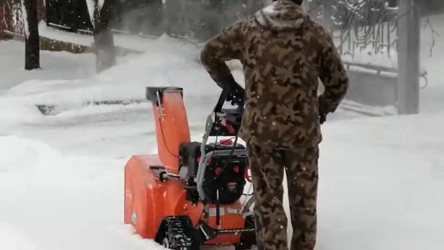 Снегоуборщик DAEWOO - 1370. в работе смотреть онлайн