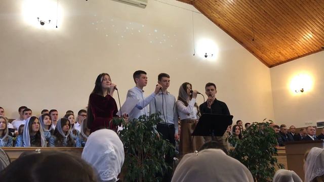 В тихую ночь плачь Малыша(христианства пісня) смотреть онлайн