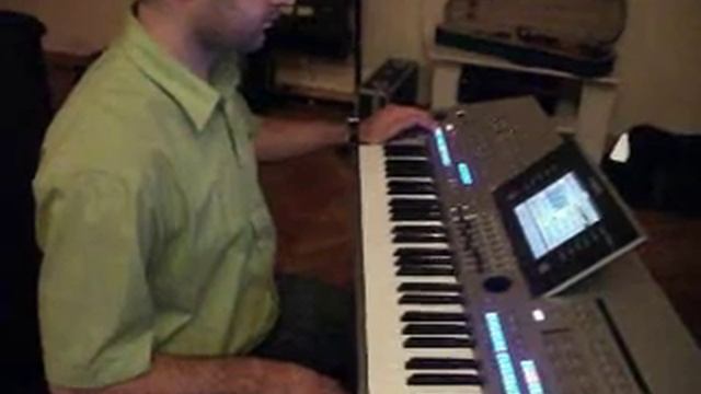 Yamaha Tyros 4 Oriental --Ciftetelli Style-- смотреть онлайн