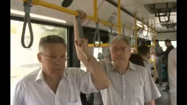 Лишь 30 автобусов в городе оборудовано пандусами для инвалидов смотреть онлайн