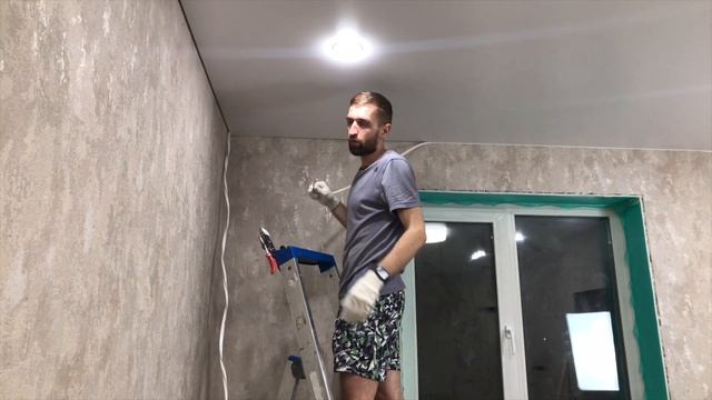 Установка маскировочной ленты/вставки. Формирование углов. Натяжные потолки для начинающих. Выпуск