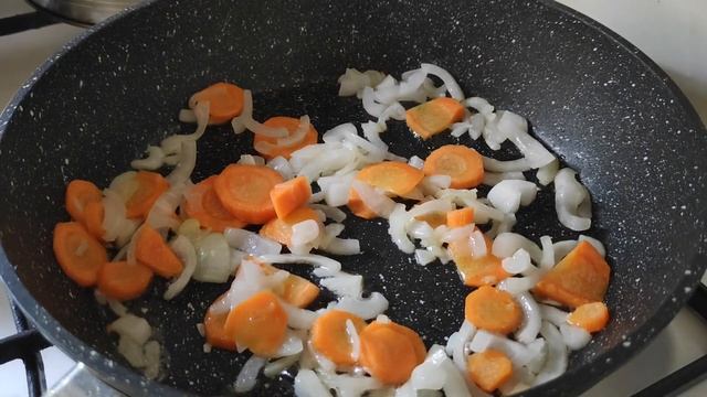 Куриные Сердечки В Молочном Соусе. Просто, Быстро И Вкусно