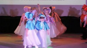 группа «Карамельки», танец Барышни и гусары