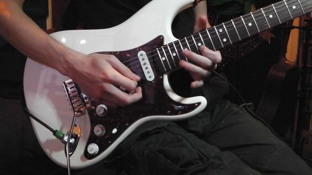 Bohemian Rhapsody Solo Cover - Brian May Tone Demo смотреть онлайн