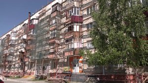 В Сургуте в этом году отремонтируют 75 многоквартирников