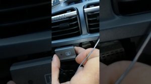 Быстрая замена лампочки в кнопке "Аварийка" Hyundai Accent ТАГАЗ