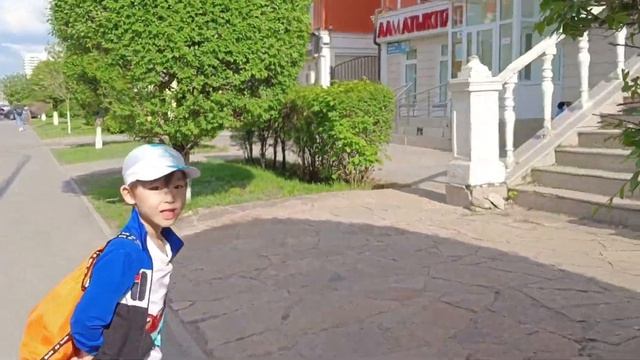 VLOG: Центр семейного отдыха Ailand #aquapark Апашка сводила внучат в #аквапарк 21.05.2023 смотреть онлайн