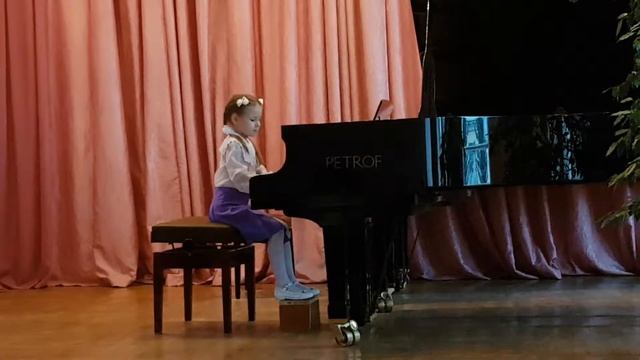 Менуэт. И.С. Бах смотреть онлайн