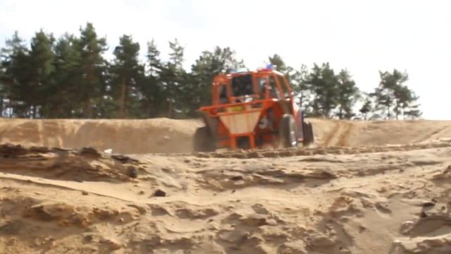 Багги по песку смотреть онлайн