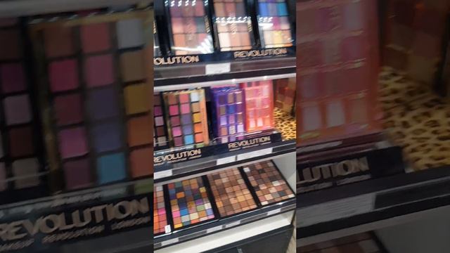 БЛЕСТЯЩИЕ МЕРЦАЮЩИЕ ТЕНИ И ПАЛЕТКИ ОТ БЕЛОРУССКОЙ КОСМЕТИКИ! ОЧЕНЬ КРАСИВЫЕ! 🤩 смотреть онлайн