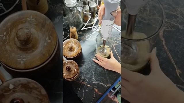 Простой и вкусный соус из рассола от зеленого горошка - домашняя альтернатива майонезу для салатов!