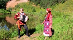 Частушки закамских удмуртов - у горы Байгурезь. Дебёсы, УР. Автор видео Валерий Нуриахметов.