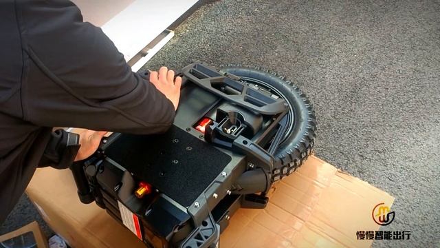 Unboxing the Veteran Patton in Beijing смотреть онлайн