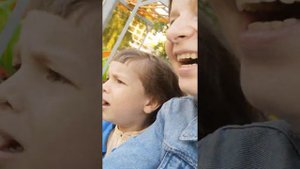 Аттракцион Гусеница в Парке Горького.