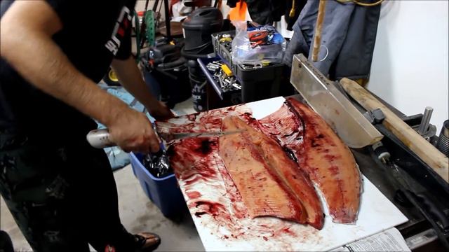 How To Fillet A Wild Salmon смотреть онлайн