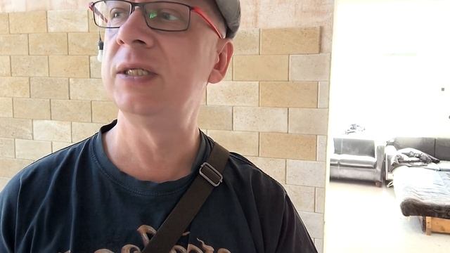 Что будет с домом если не контролировать бойцов таджиков?   Клеим ракушечник из Дербента