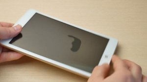 Как убрать пятно на экране смартфона или планшета? Лайфхак!