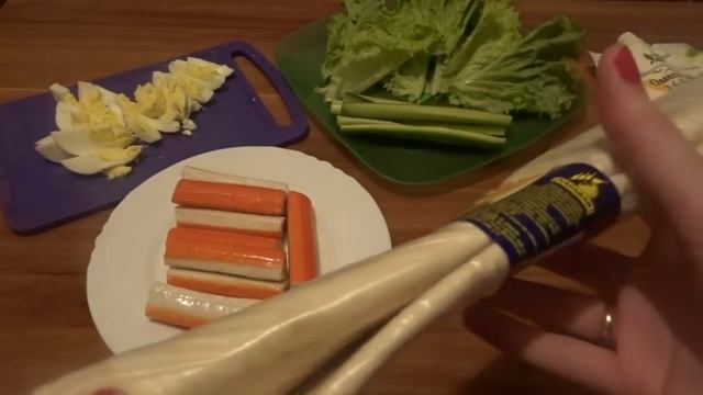 Домашний ужин из нескольких блюд смотреть онлайн