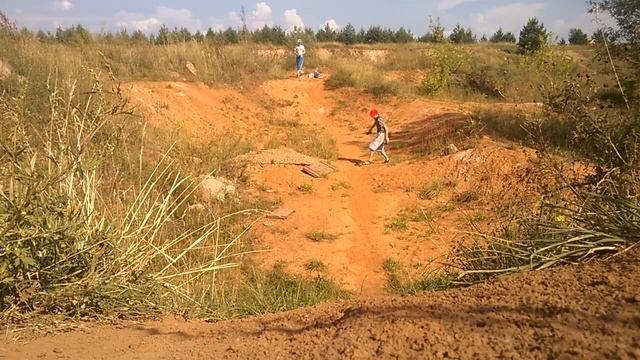 Гоняем на RC ТАЧКАХ #2 всё в песке !!! смотреть онлайн