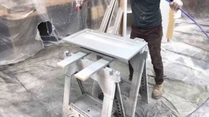 Безвоздушная покраска шкафов и дверей