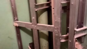 Совмещение туалета с ванной своими руками. Часть 1. Демонтаж старого ремонта.