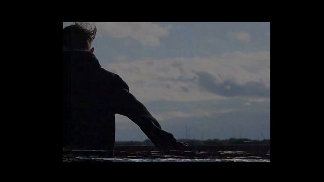 Martin - Помоги мне, я тону здесь (2019) смотреть онлайн