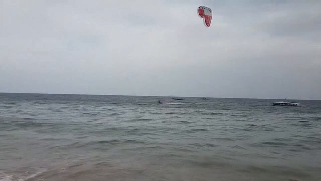 Кайт в Эмиратах,  Фуджейра отель Le Meridien  Resort Al Agah Beach  Fugaira