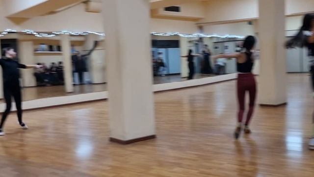 Танго соло момичета смотреть онлайн