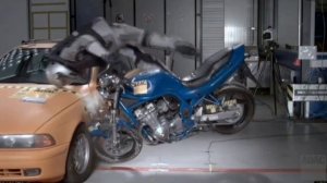 Как безопасно ездить на мотоцикле Ер1 Мотоэкипировка .