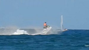 Jet Ski Fun - Seen from afar, from the Beach of Valencia, in Spain {View} (24/08/18) ! [HD]