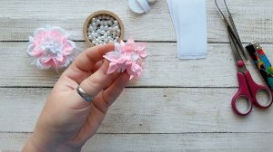 Цветок из репсовых лент. Бантики для малышки DIY | Flower made of turnip ribbons