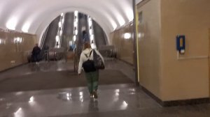 Московское метро отремонтированный эскалатор на Рижской15мая2022