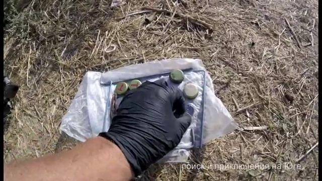Нашел золотую сережку за 15 секунд! И другие подводные находки!