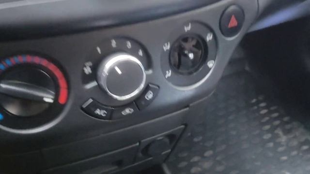 Как отключить кондиционер при обдуве переднего стекла на Шевроле Нексия и Равон Р3 смотреть онлайн