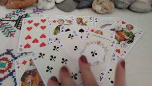 ЧТО ОН ДУМАЕТ ОБО МНЕ СЕГОДНЯ ? ТАРО + ИГРАЛЬНЫЕ