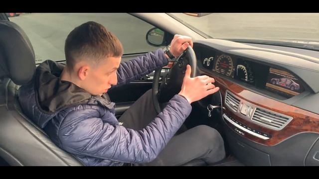 Mercedes Benz W221 S-Class