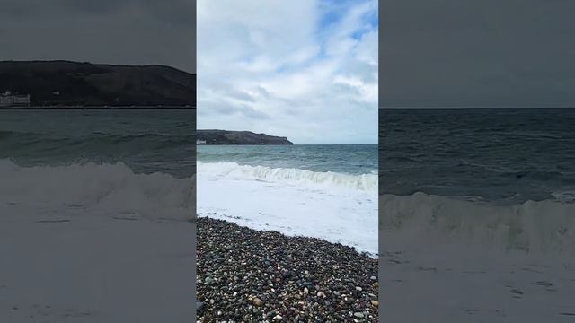 😱I haven't seen a stormy sea for so long 🌊📍UK Llandudno #waves