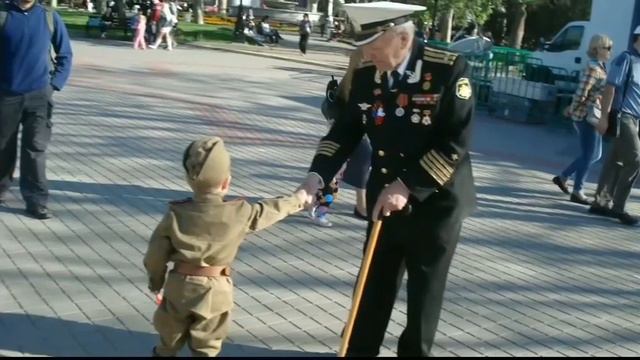 День Победы! Поздравляем с 75-летием Великой Победы! смотреть онлайн