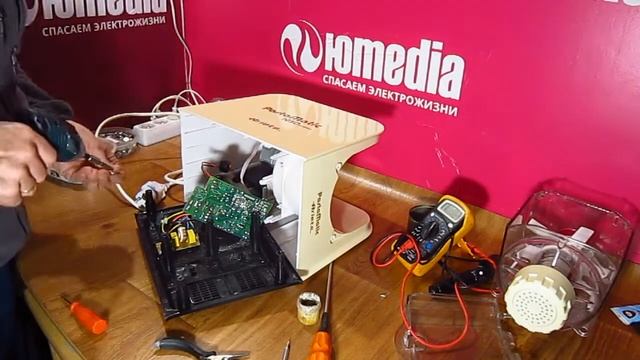 Паста-машина PastaMatic ARIETE. Не включается. смотреть онлайн