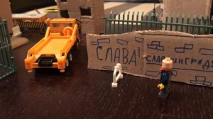 Крутой город из картонных коробок, почти Припять)